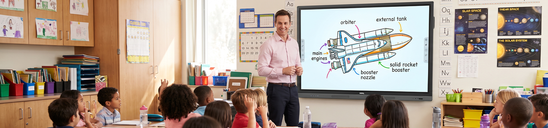 benq-re8601-interactive-display-banner